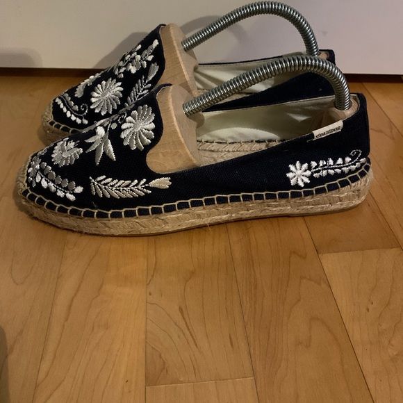 Soludos, Espadrille, Black wi/ Off White Hand Embroidered Detail - Picture 5 of 6